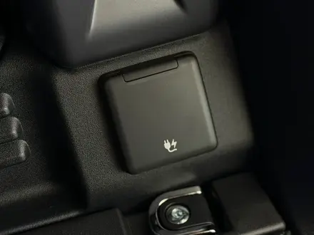 Land Rover Defender X-Dynamic SE 2026 года за 73 349 000 тг. в Астана – фото 6