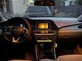 Hyundai Sonata 2017 года за 5 000 000 тг. в Актобе – фото 11