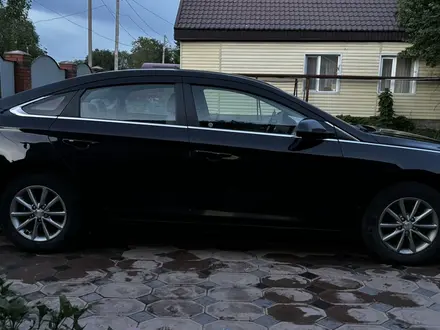 Hyundai Sonata 2017 года за 5 000 000 тг. в Актобе – фото 6