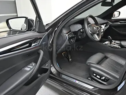BMW 530 XDrive 2019 года за 14 500 000 тг. в Алматы – фото 7