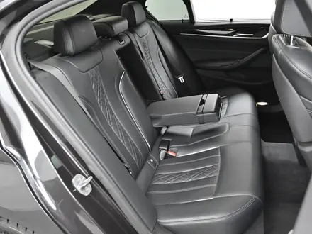BMW 530 XDrive 2019 года за 14 500 000 тг. в Алматы – фото 18