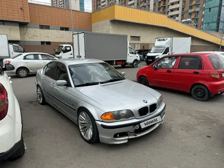 BMW 325 2001 года за 4 000 000 тг. в Астана