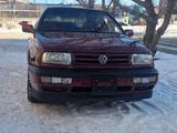 Volkswagen Vento 1993 годаfor1 650 000 тг. в Караганда – фото 2