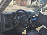 Volkswagen Caravelle 1997 годаүшін3 120 000 тг. в Караганда – фото 5
