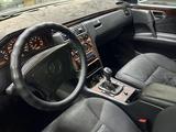 Mercedes-Benz E 200 1997 года за 1 700 000 тг. в Павлодар – фото 4