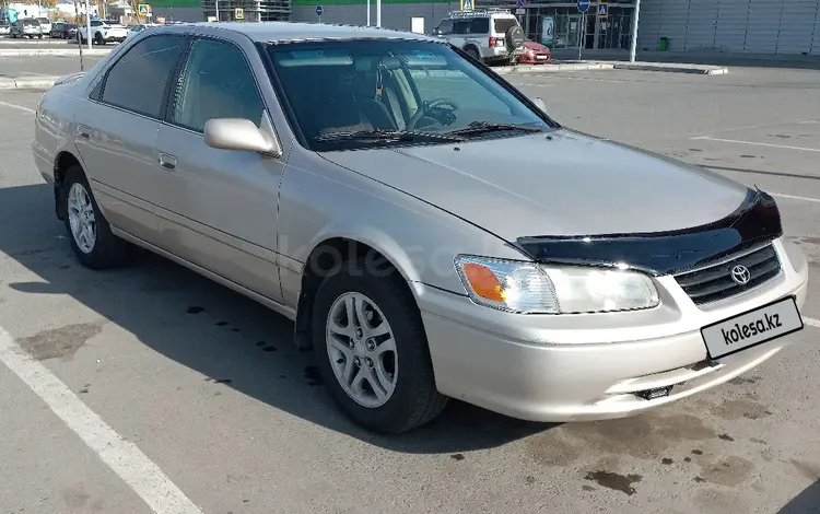 Toyota Camry 2000 годаfor3 350 500 тг. в Павлодар