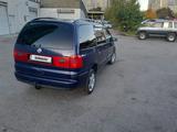 Volkswagen Sharan 2002 годаfor3 250 000 тг. в Алматы – фото 5