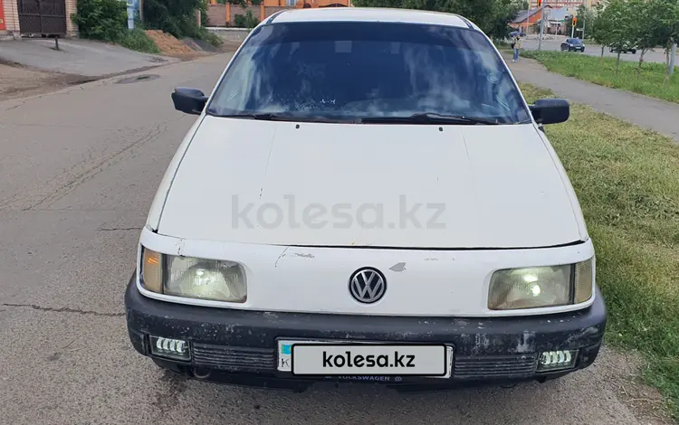 Volkswagen Passat 1993 года за 400 000 тг. в Астана