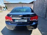 Chevrolet Cruze 2010 года за 3 100 000 тг. в Шымкент – фото 3