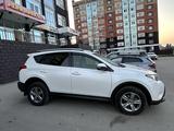 Toyota RAV4 2015 годаүшін9 700 000 тг. в Актобе – фото 5