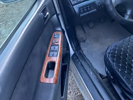 Toyota Camry 2002 года за 3 500 000 тг. в Усть-Каменогорск – фото 6