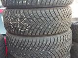 Резину на 205 60 16 за 100 000 тг. в Караганда