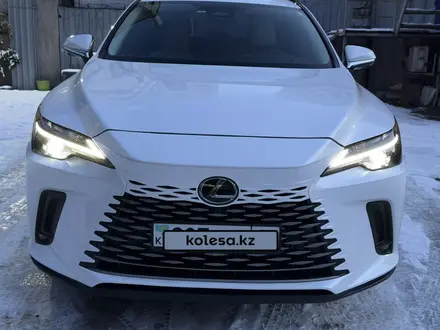 Lexus RX 350h 2024 года за 30 999 000 тг. в Алматы – фото 2
