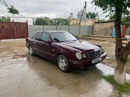 Mercedes-Benz E 280 1996 года за 3 000 000 тг. в Шымкент – фото 2