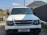 Toyota Hilux 2004 годаfor2 300 000 тг. в Алматы