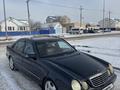 Mercedes-Benz E 320 1998 года за 2 600 000 тг. в Атырау – фото 3