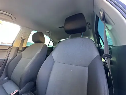 Skoda Rapid 2013 года за 3 850 000 тг. в Актобе – фото 12
