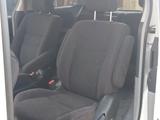 Toyota Alphard 2004 годаfor7 100 000 тг. в Атырау – фото 2