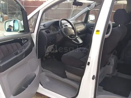 Toyota Alphard 2004 года за 7 100 000 тг. в Атырау – фото 4