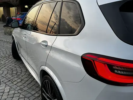 BMW X5 2019 года за 35 200 000 тг. в Алматы – фото 6