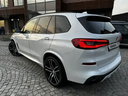 BMW X5 2019 года за 35 200 000 тг. в Алматы – фото 12