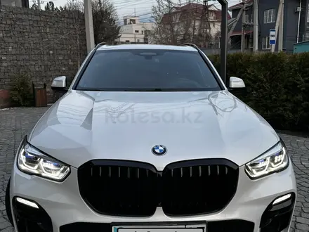 BMW X5 2019 года за 35 200 000 тг. в Алматы – фото 23