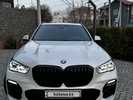 BMW X5 2019 года за 35 200 000 тг. в Алматы – фото 24