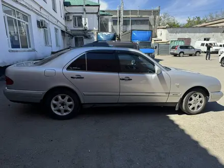 Mercedes-Benz E 280 1996 года за 2 300 000 тг. в Костанай – фото 3