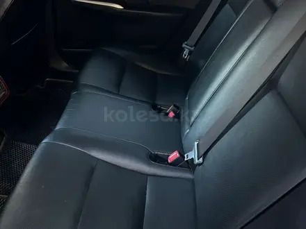 Toyota Camry 2014 года за 9 800 000 тг. в Атырау – фото 5