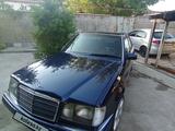 Mercedes-Benz E 220 1994 года за 2 200 000 тг. в Шымкент