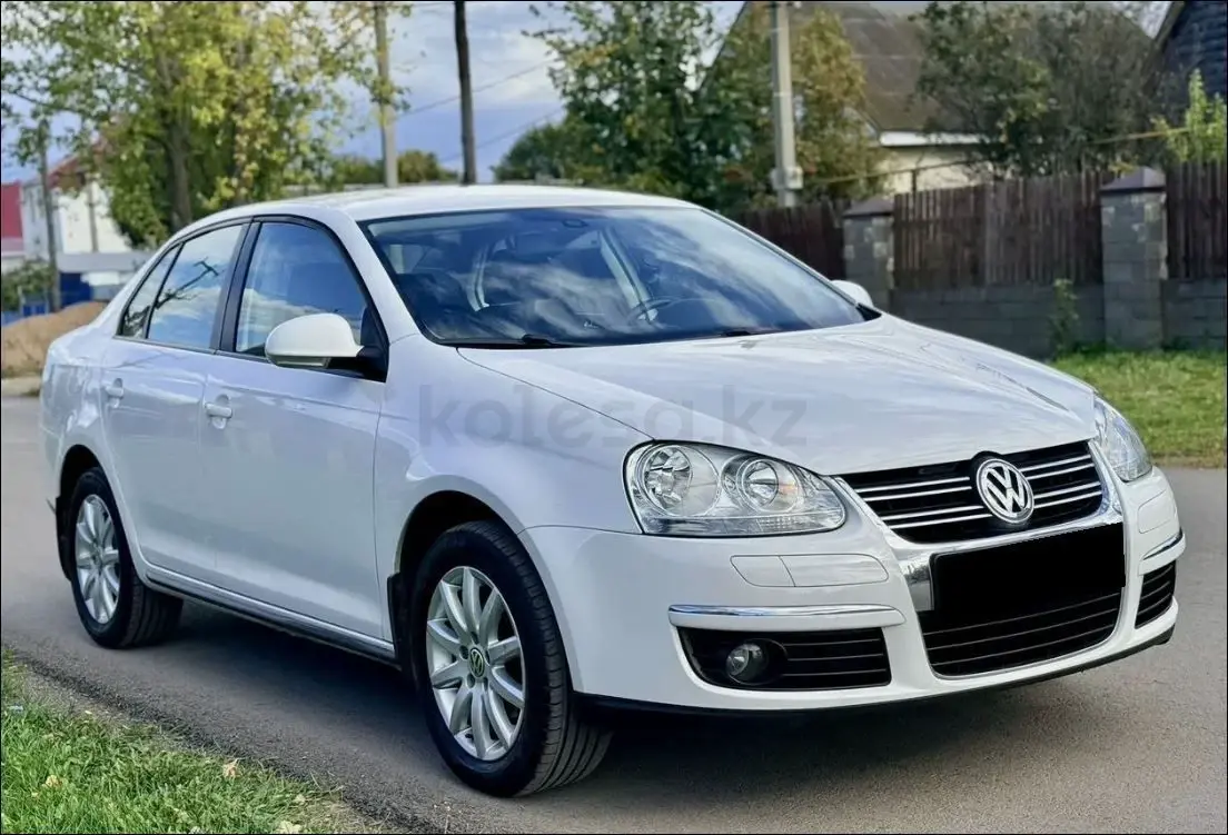 Volkswagen Jetta, 2010