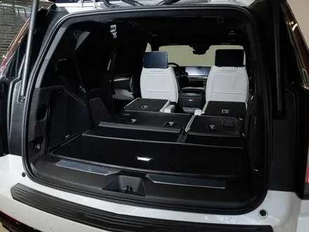 Cadillac Escalade Premium Luxury Platinum 2025 года за 94 900 000 тг. в Атырау – фото 5