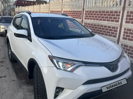 Toyota RAV4 2018 года за 11 500 000 тг. в Каскелен – фото 2