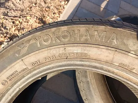 Шины 215/60 R16 — "Yokohama dB decibel E70" (Япония), летние. В х за 25 000 тг. в Астана – фото 5