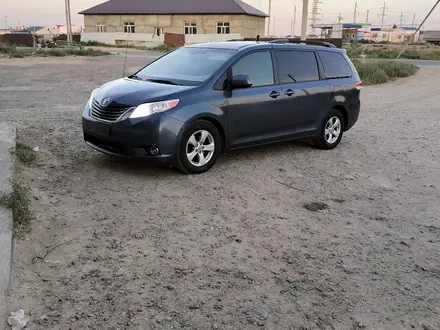 Toyota Sienna 2014 года за 6 500 000 тг. в Атырау – фото 3