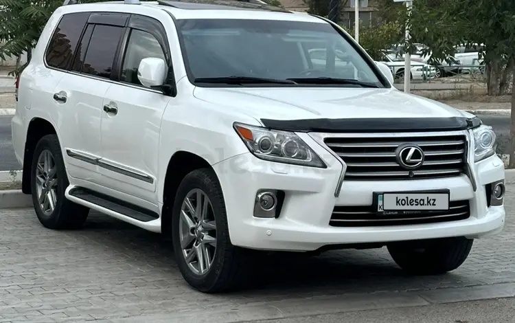 Lexus LX 570 2013 года за 27 300 000 тг. в Актау