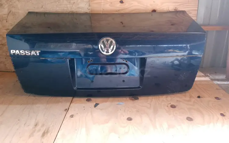 Крышка багажника для Volkswagen Passat B5 рест за 30 000 тг. в Алматы