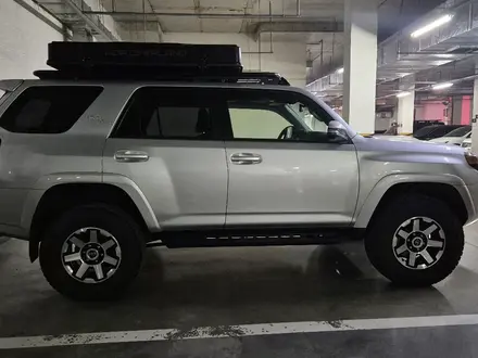 Toyota 4Runner 2022 года за 33 500 000 тг. в Алматы – фото 3