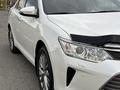 Toyota Camry 2015 года за 11 915 000 тг. в Атырау – фото 17