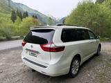 Toyota Sienna 2015 года за 11 500 000 тг. в Алматы – фото 2