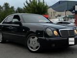 Mercedes-Benz E 240 1997 года за 4 800 000 тг. в Алматы