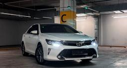 Toyota Camry 2017 года за 12 850 000 тг. в Алматы – фото 2