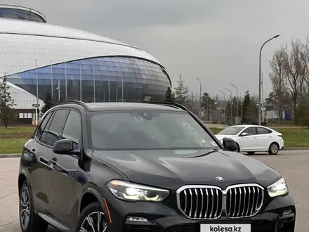 BMW X5 2019 года за 27 000 000 тг. в Алматы