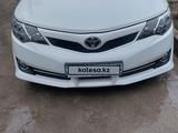 Toyota Camry 2013 года за 9 100 000 тг. в Шымкент – фото 3