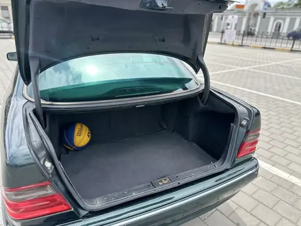 Mercedes-Benz E 280 2000 года за 3 100 000 тг. в Караганда – фото 15