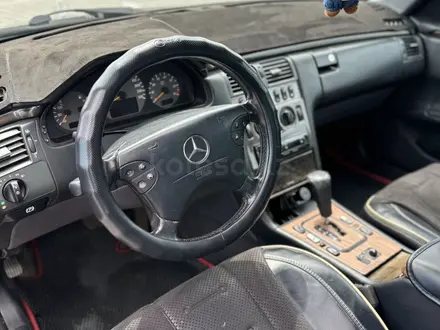 Mercedes-Benz E 280 2000 года за 3 100 000 тг. в Караганда – фото 19