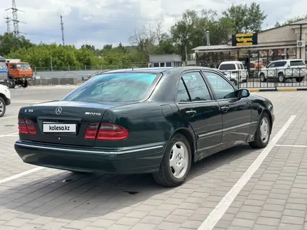 Mercedes-Benz E 280 2000 года за 3 100 000 тг. в Караганда – фото 10