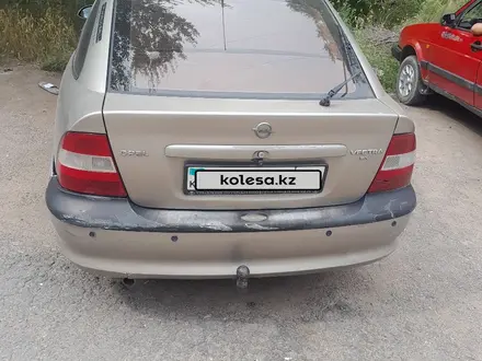 Opel Vectra 1997 года за 1 300 000 тг. в Караганда – фото 5