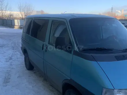 Volkswagen Caravelle 1995 года за 2 900 000 тг. в Караганда – фото 2