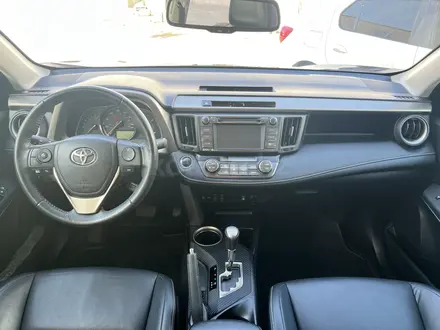 Toyota RAV4 2015 года за 9 500 000 тг. в Актау – фото 8